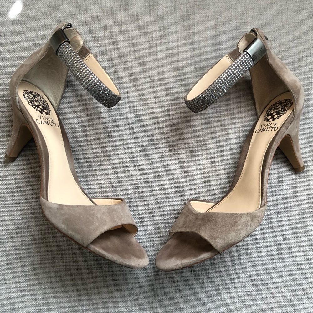 Vince Camuto Mistin Heeled Sandal Dark Beige